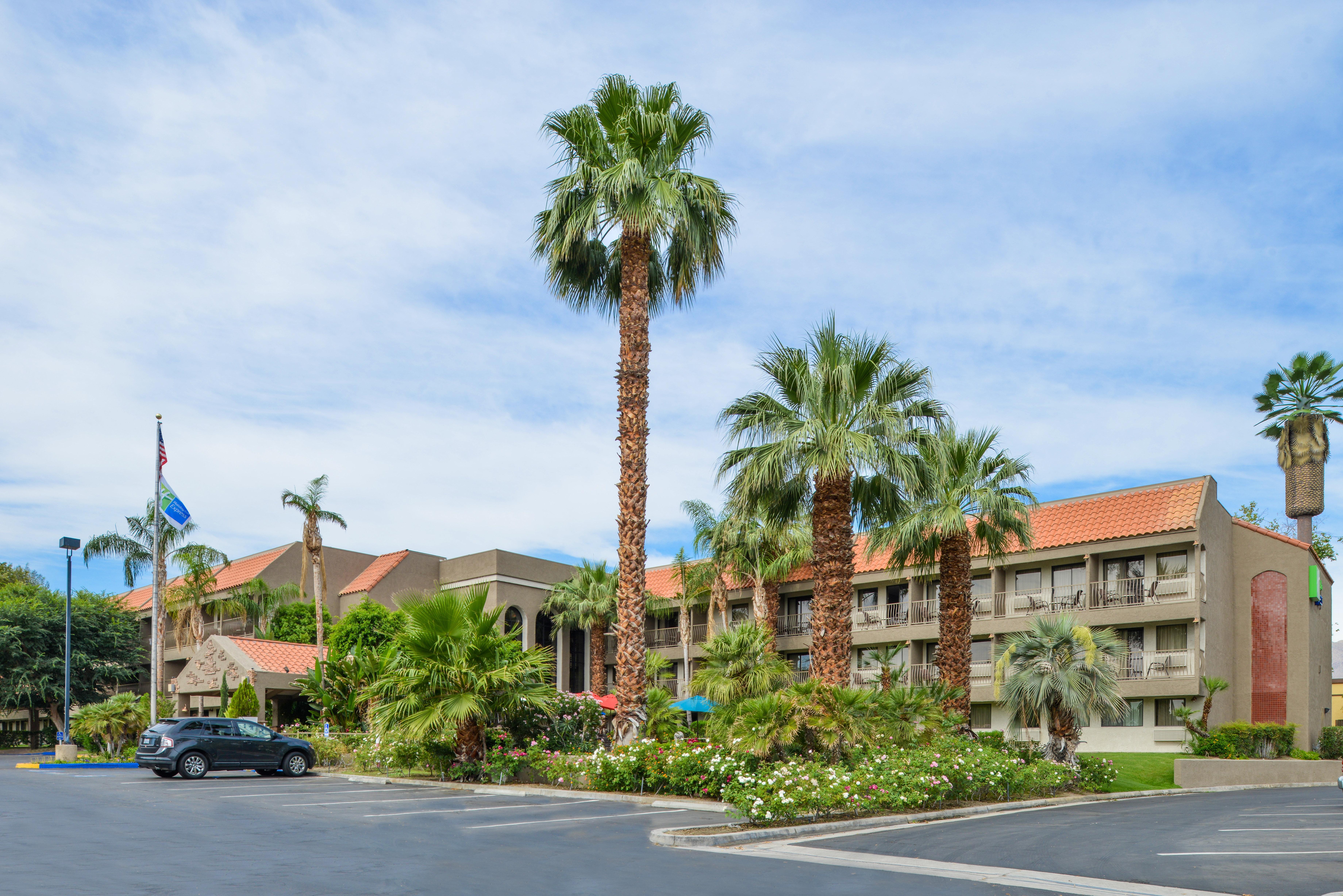 Holiday Inn Express Palm Desert By Ihg Exterior foto