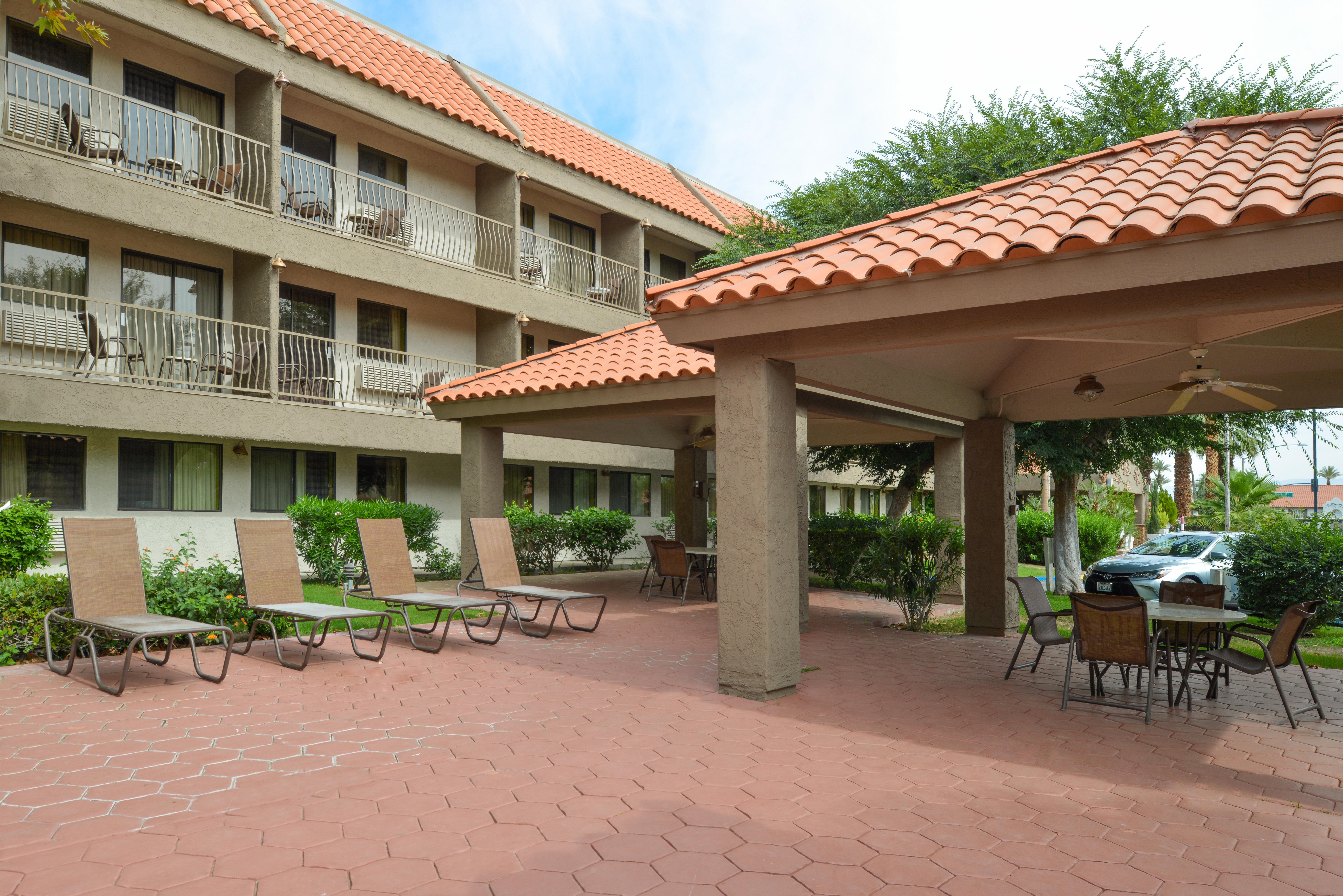 Holiday Inn Express Palm Desert By Ihg Exterior foto